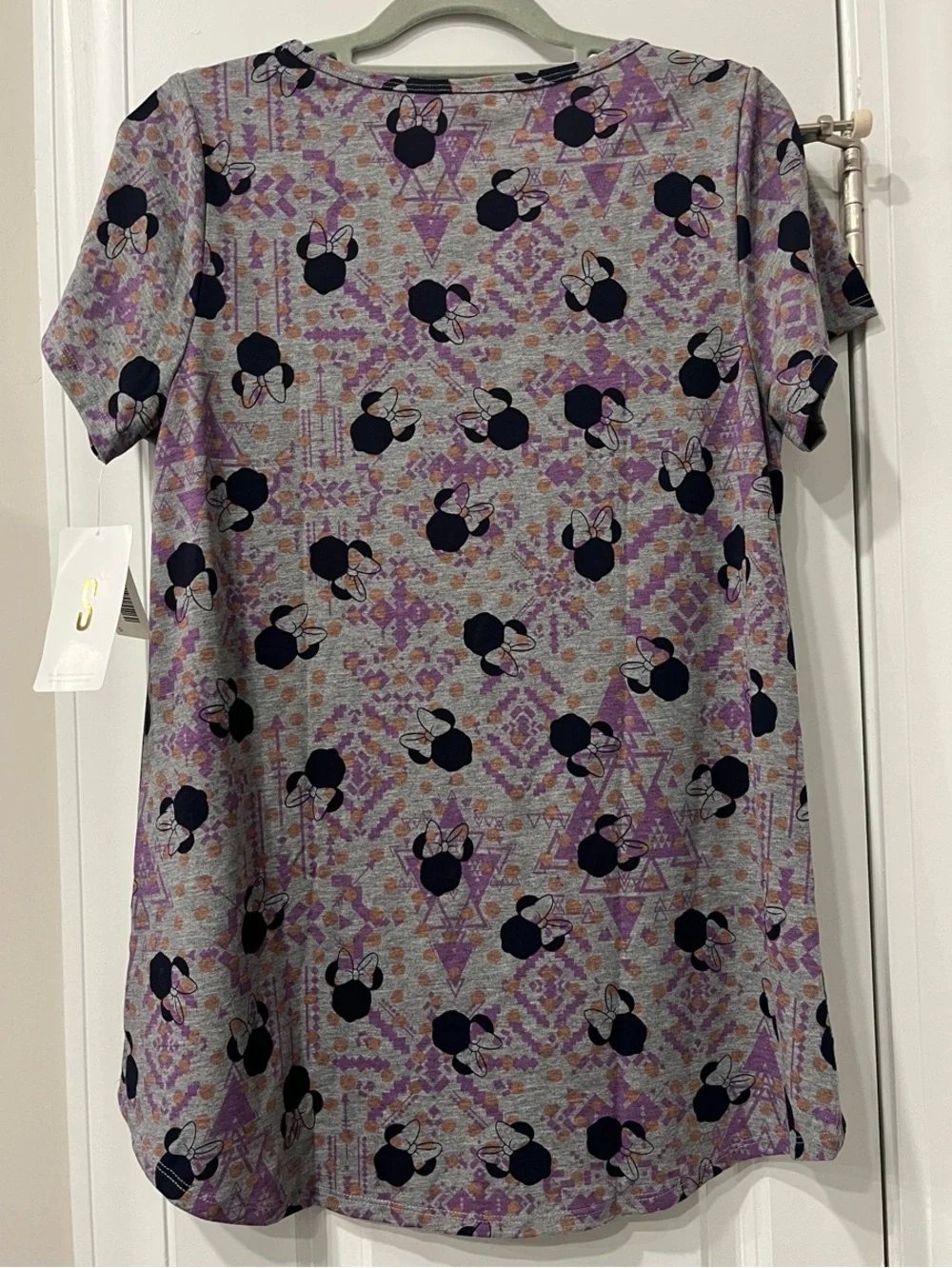 Disney Gray Short Sleeve Tee with Purple Geometric & Black Minnie Silhouettes. - Picture 4 of 6